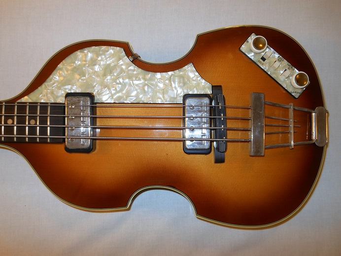 Vintage '63 Bass Picture 8